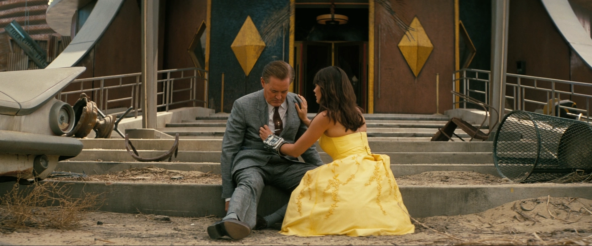 ラッキー38の外で父と